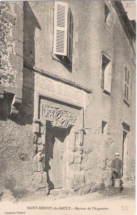 Image historique associée à Carte postale - librairie Perrault